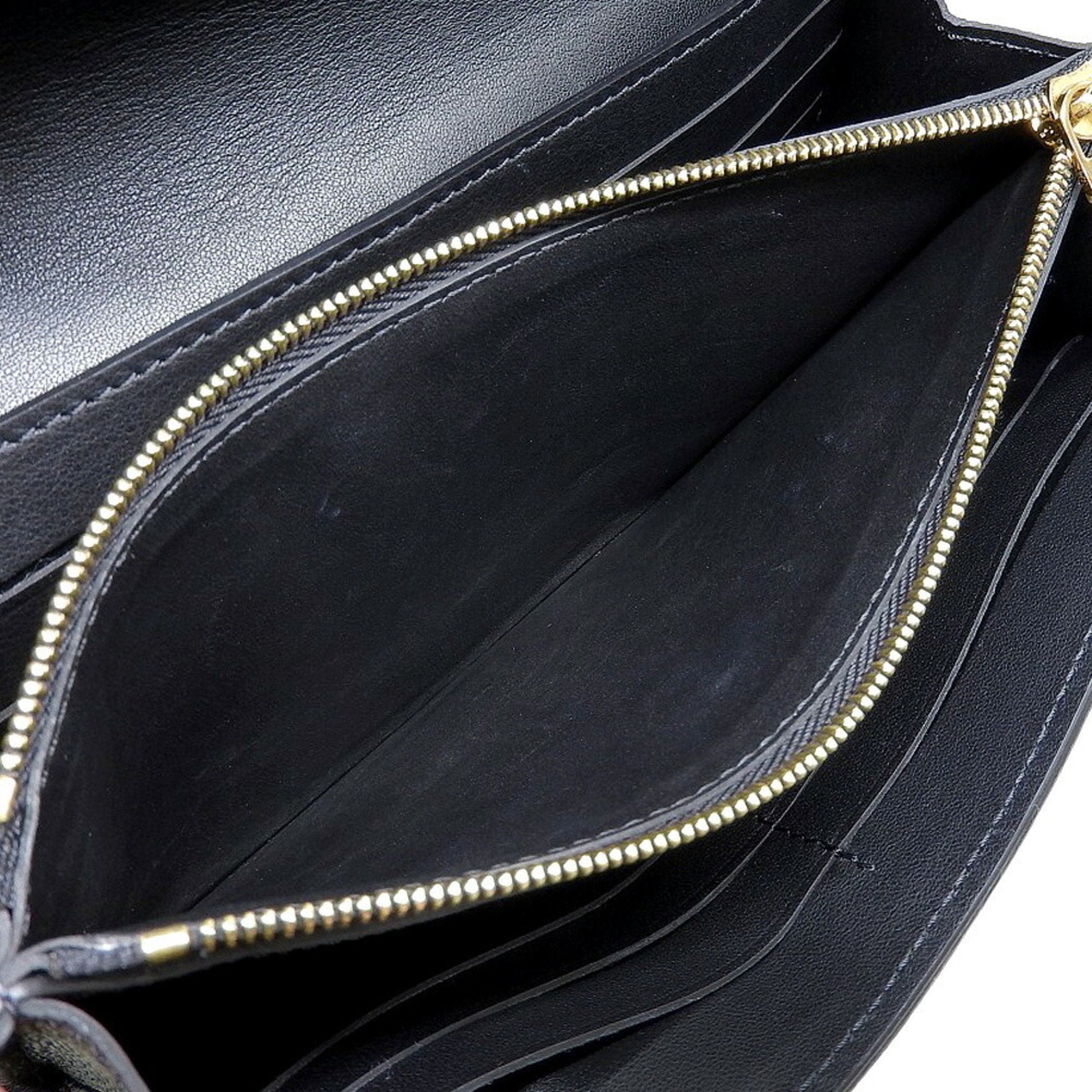 Louis Vuitton Very Wallet