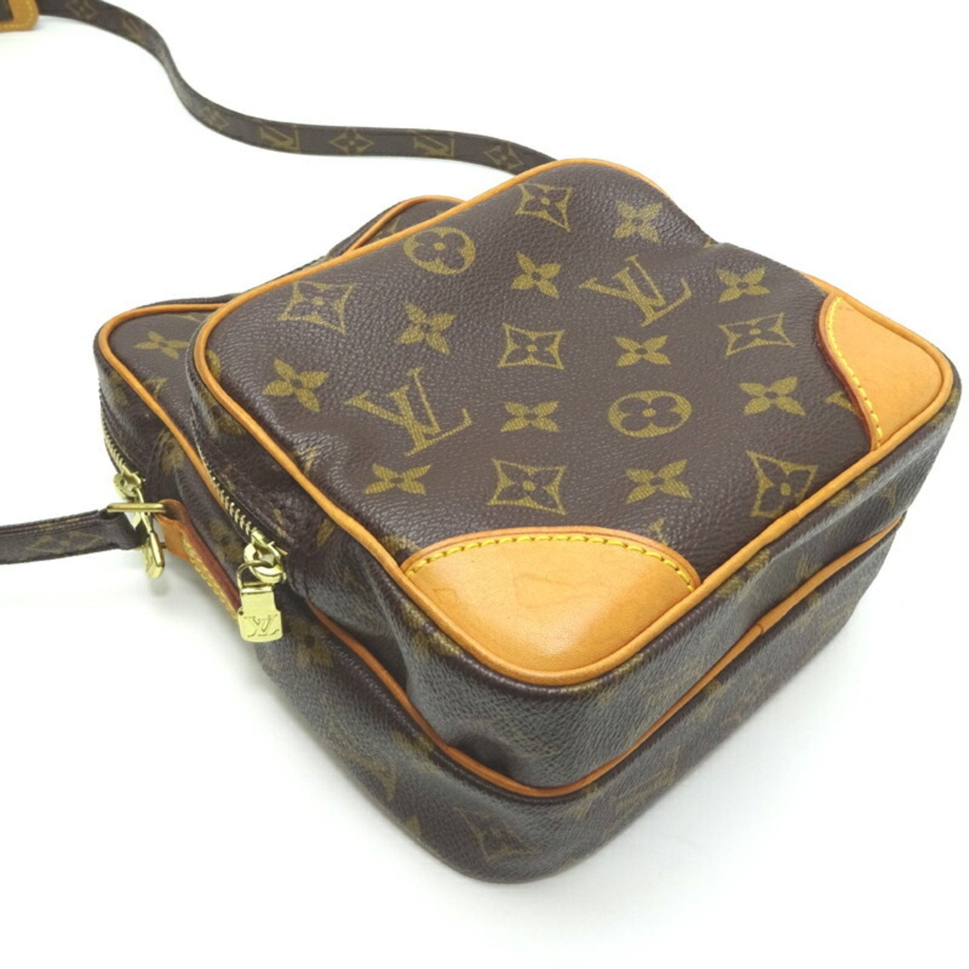 LOUIS VUITTON Amazon Shopper