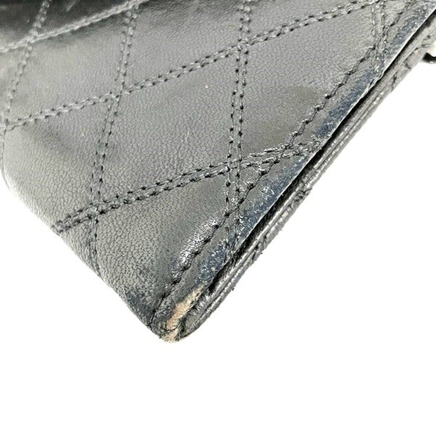 CHANEL Matelasse Wallet