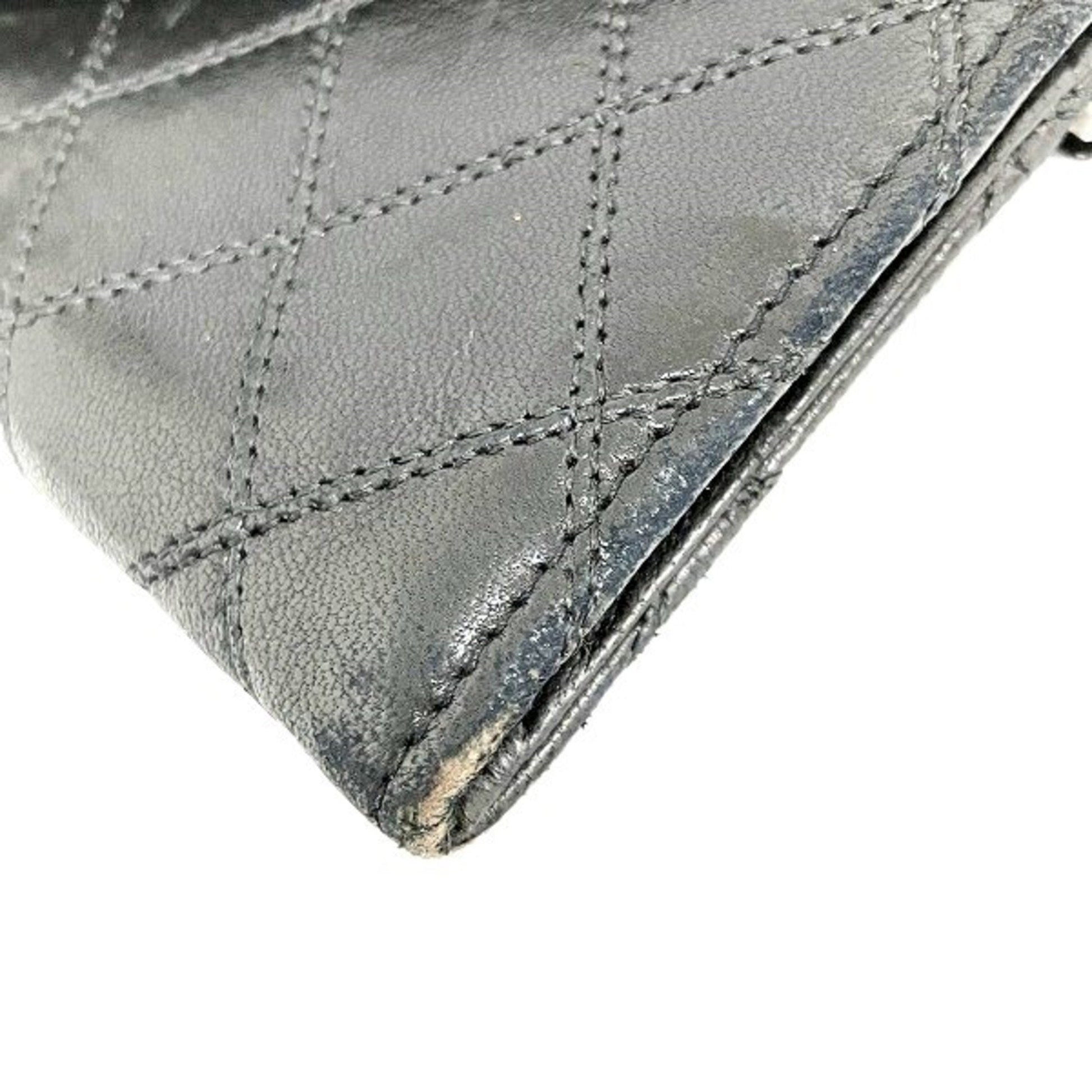 CHANEL Matelasse Wallet