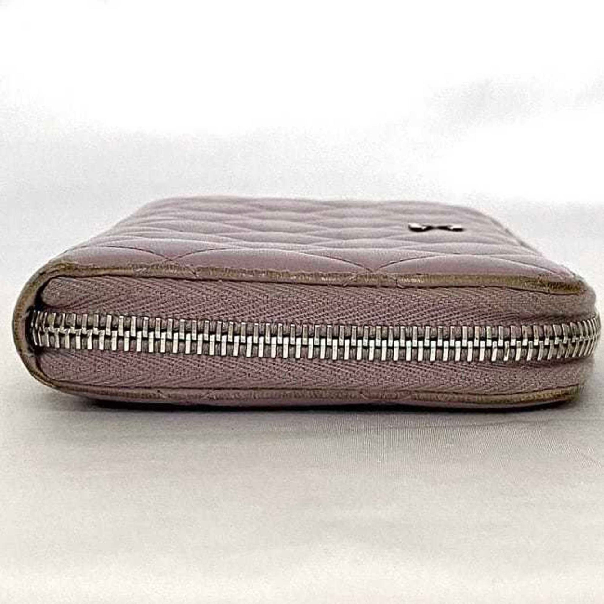 CHANEL Matelasse Wallet