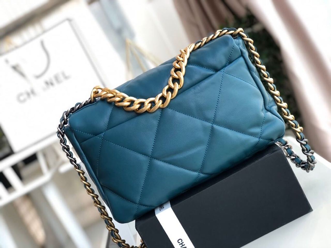 CHL 19 Teal , ’s Large Crossbody Bag