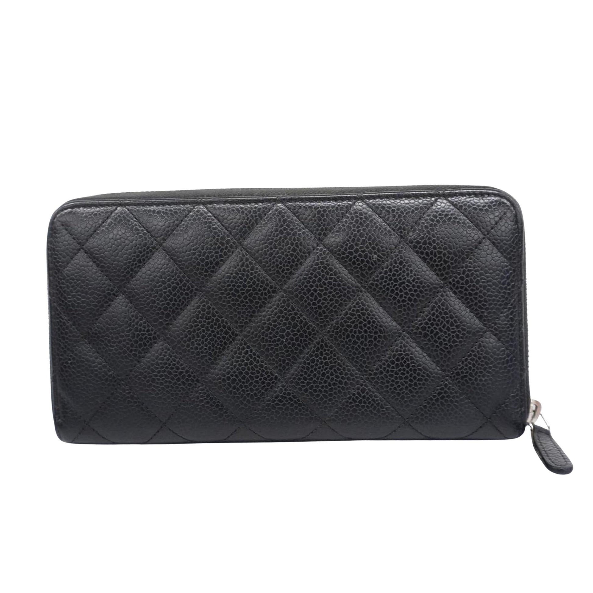 CHANEL Matelasse Wallet