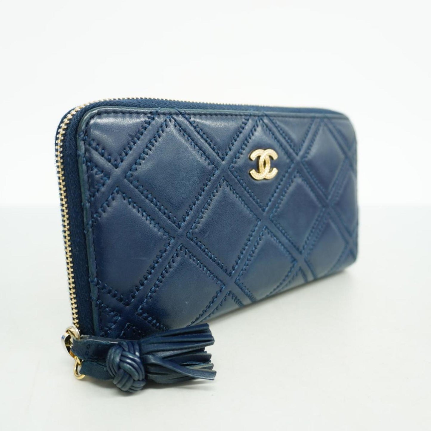 CHANEL Matelasse Wallet