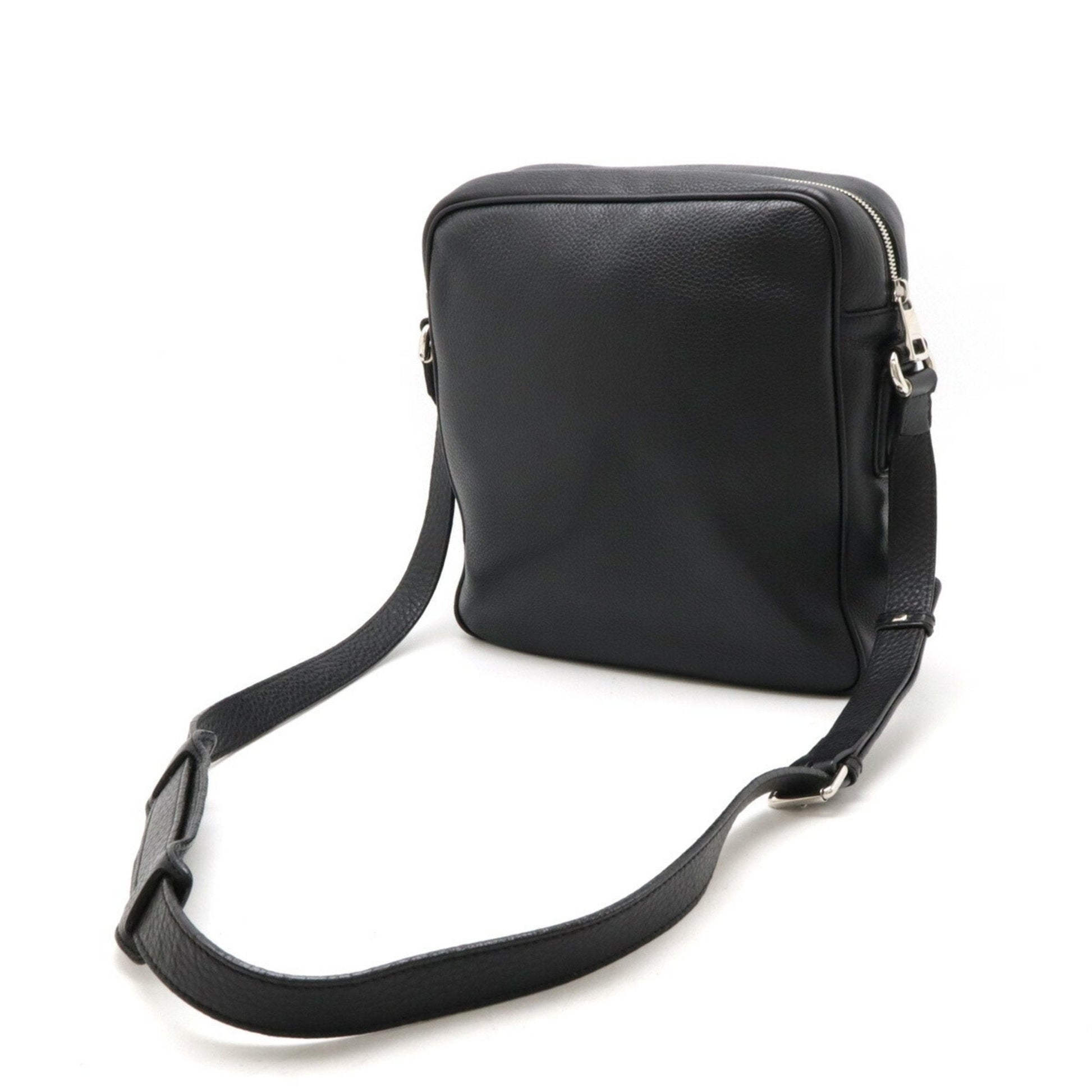 Gucci Interlocking Shoulder Bag G 118