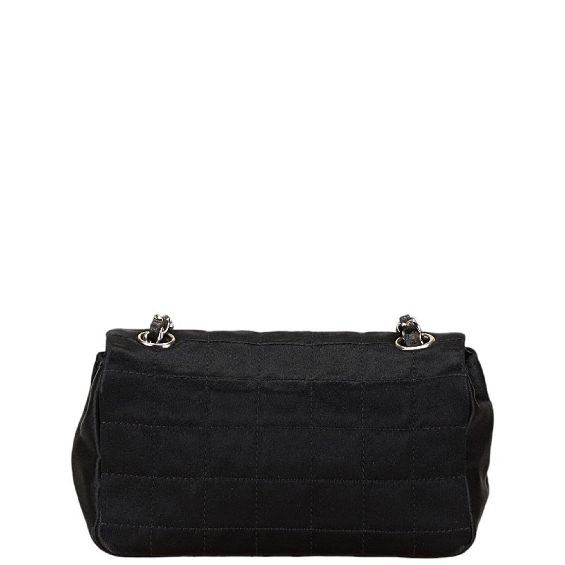 Chanel Chocolate bar Shoulder Bag
