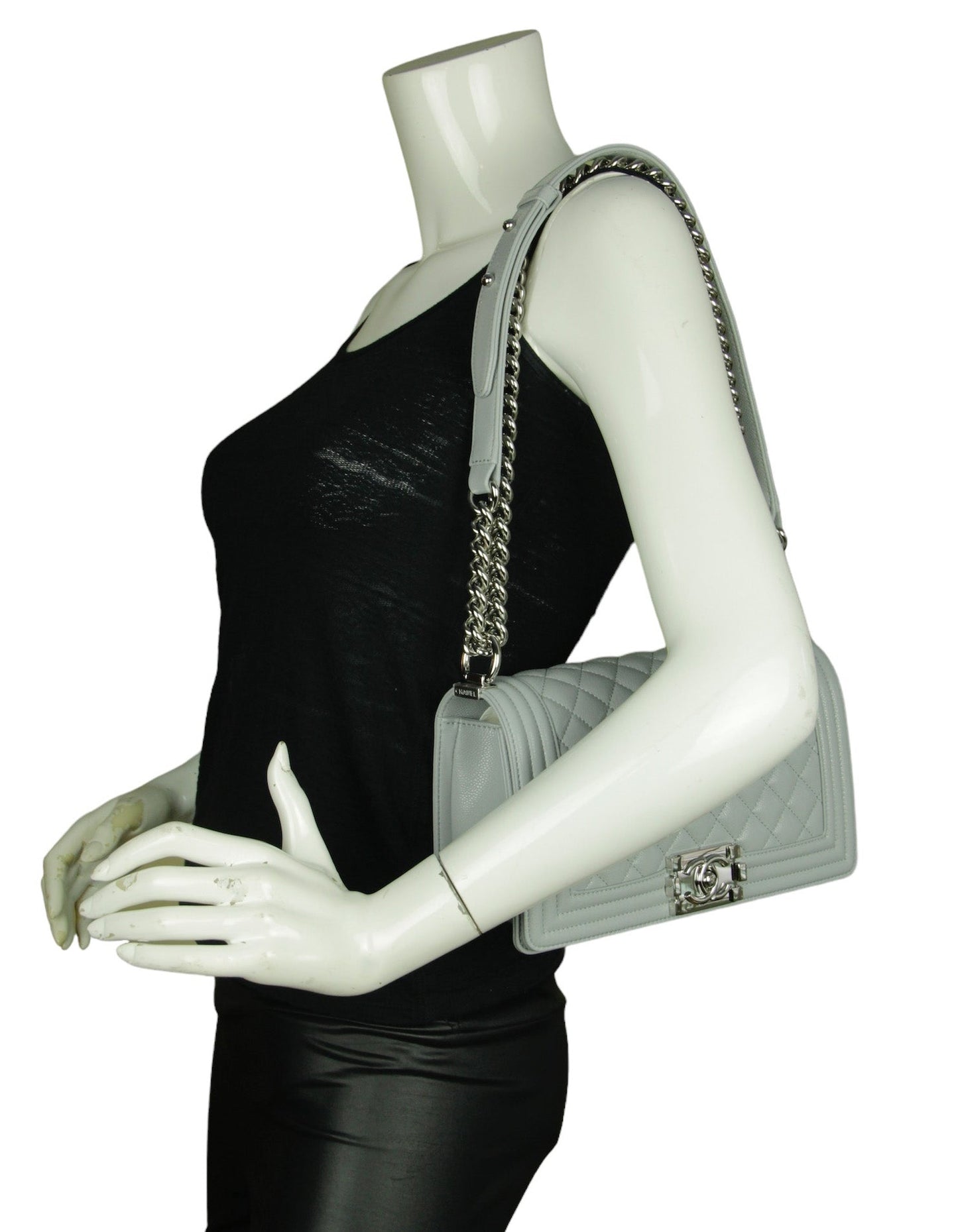 3CHANEL 2024 Grey Shiny Caviar Leather Quilted Medium Boy Bag 100 18630 816FB839 2A49 432C AB5A BD7FAD033C7C