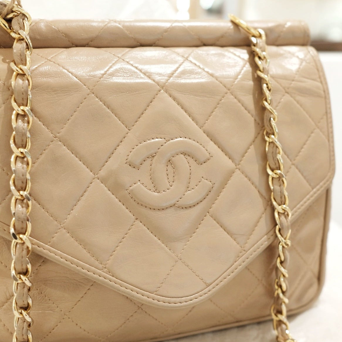 Chanel   tassel flap chain bag