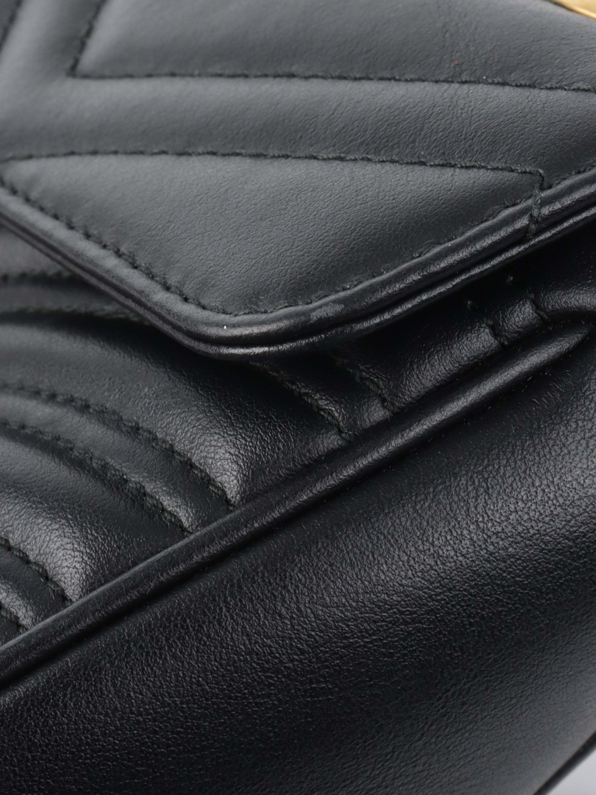 Gucci Black Small Marmont Shoulder Bag.
