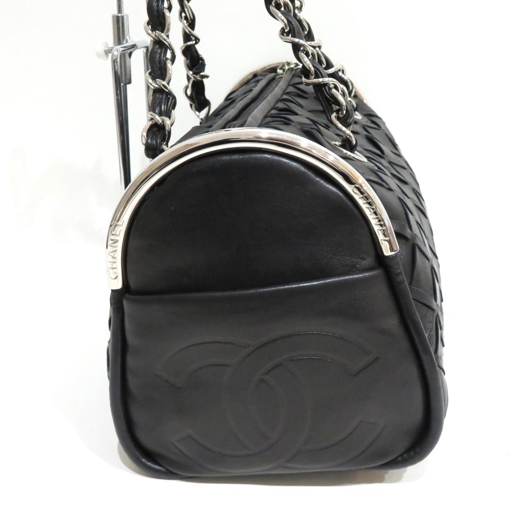 Chanel Intre Shoulder Bag A Rank Leather Black