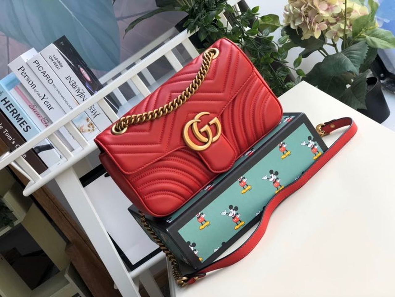 gg Marmont MatelassÃ© Hibiscus MatelassÃ© Red Small Shoulder Bag