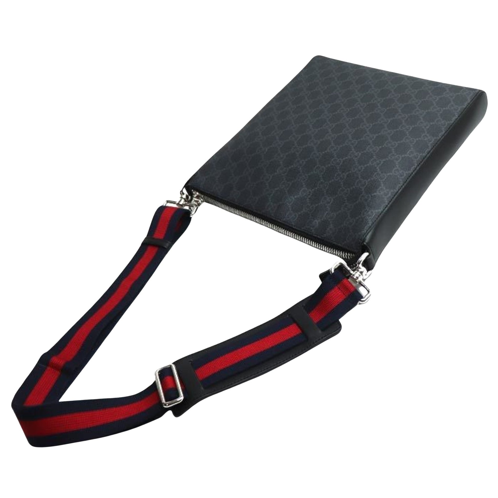 Gucci Messenger Shoulder Bag Messenger 22