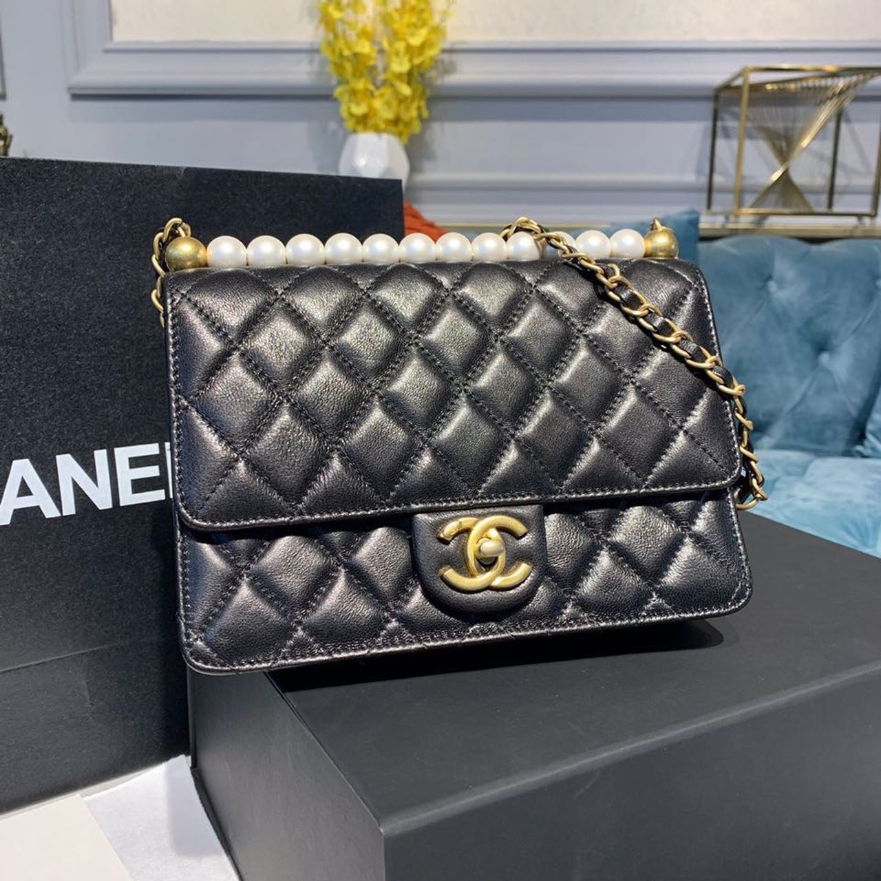 CHLShort Pearl Handle Toned Hardware Black Gold Crossbody Bag