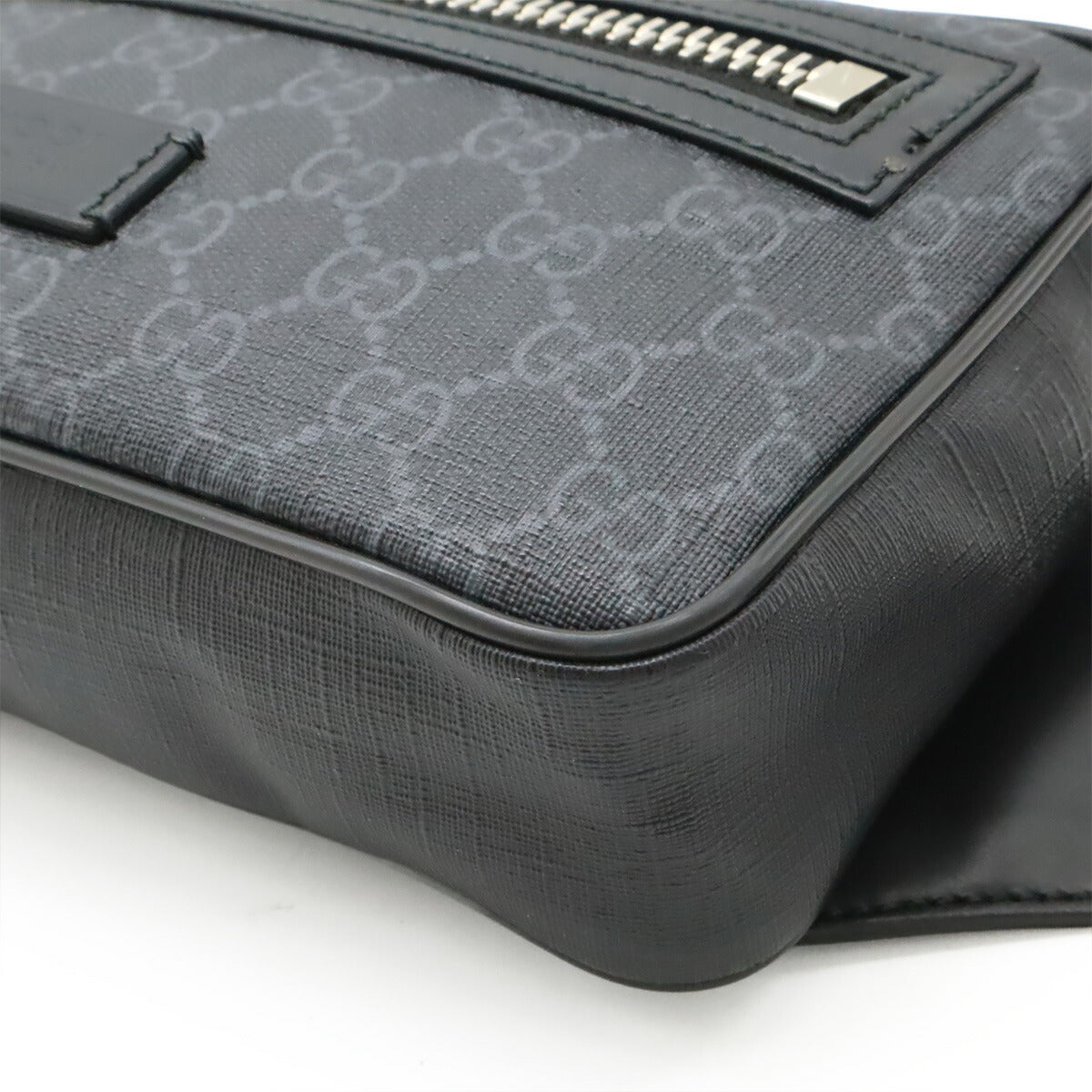 Gucci Supreme Belt Bag Accessory 4
