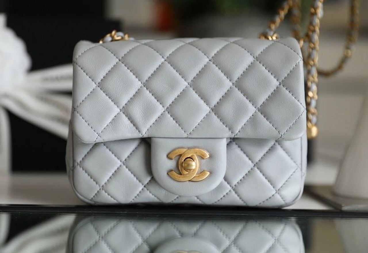 CHLMini CHLBall On Strap , Grey Flap Crossbody Bag
