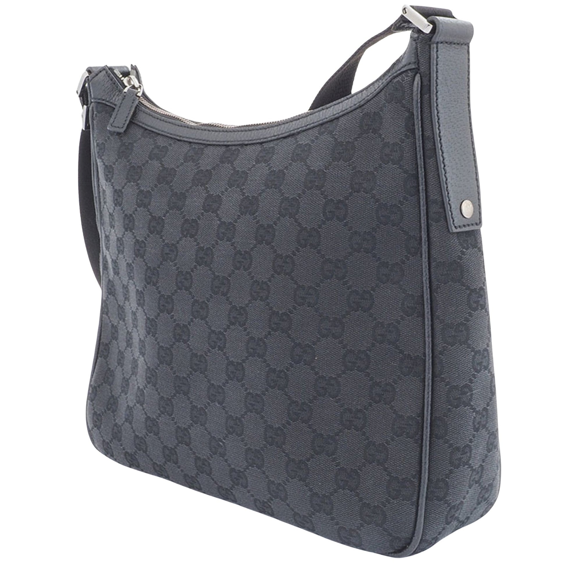 Gucci Shoulder Bag Canvas Canvas 1522