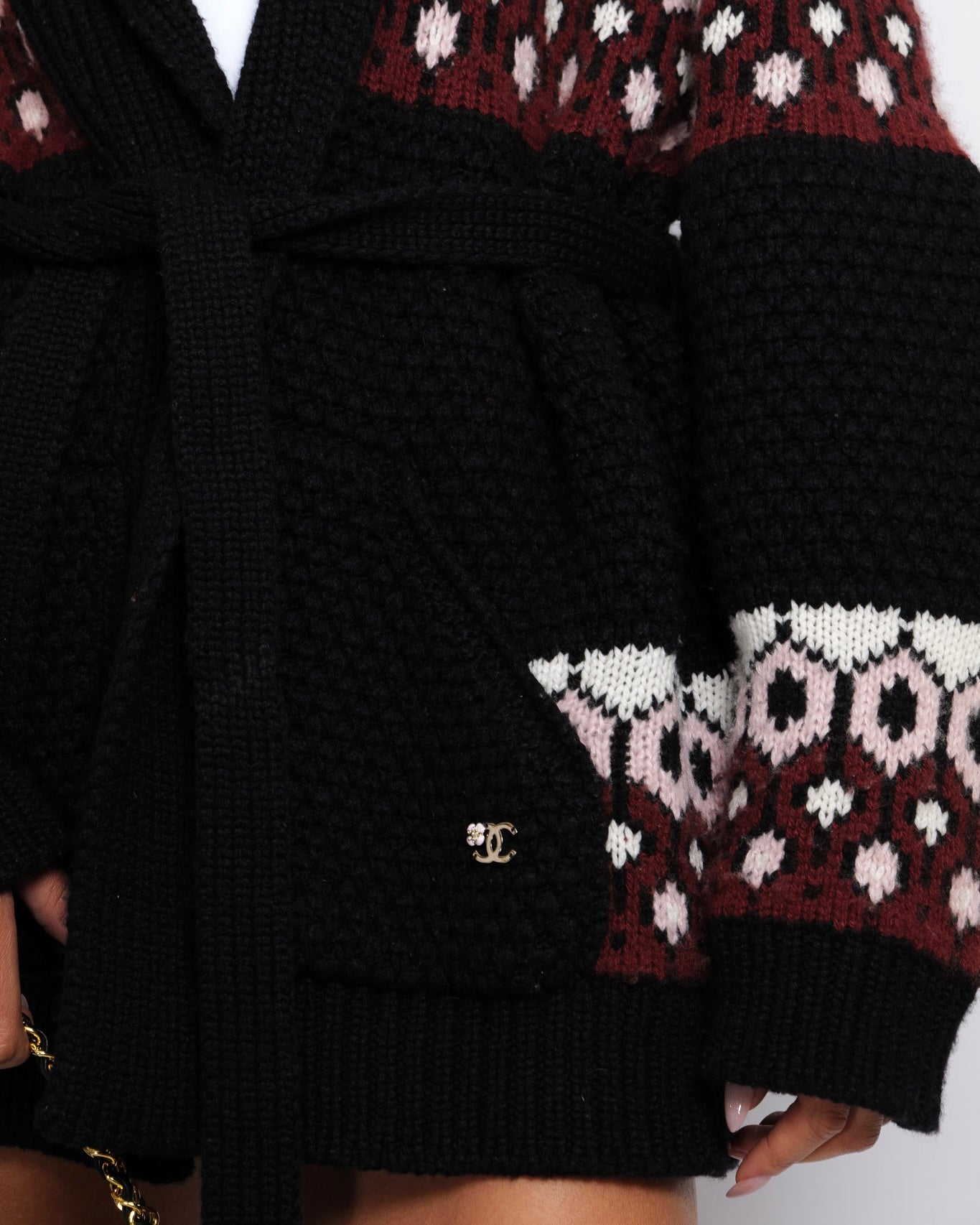 Chanel Black Cashmere Knit Belted Cardigan With Red, White, And Pink Pattern With Cc Logo Detail Size Fr 38 (Uk 10) Bag