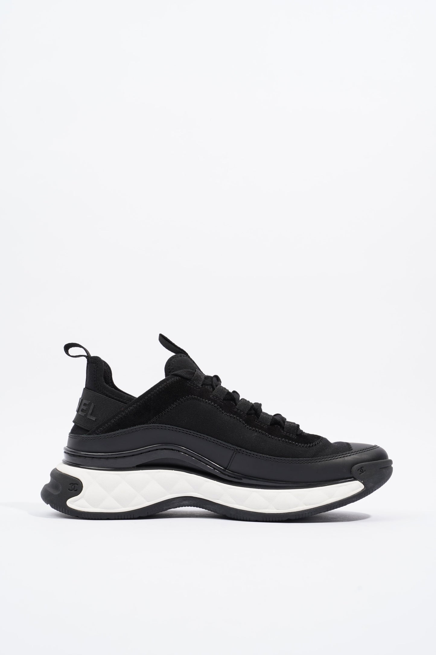 Chanel CC Logo Sneaker Black   White Fabric EU 39 UK 6