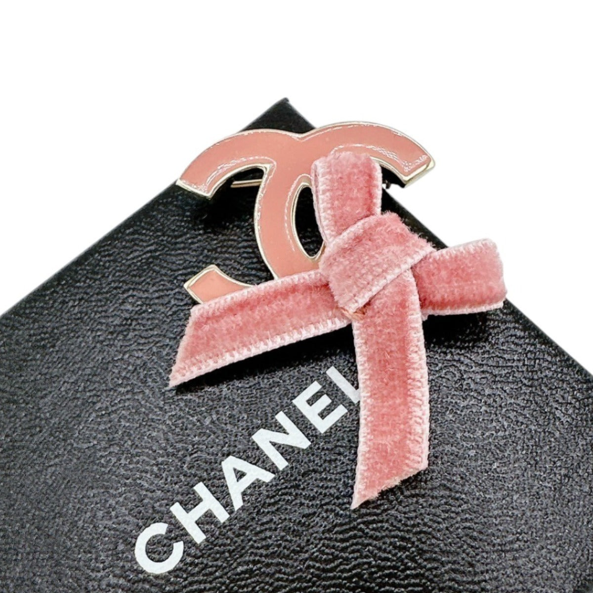 Chanel Brooch others Brooch ribbon COCO Mark Pink Handbag