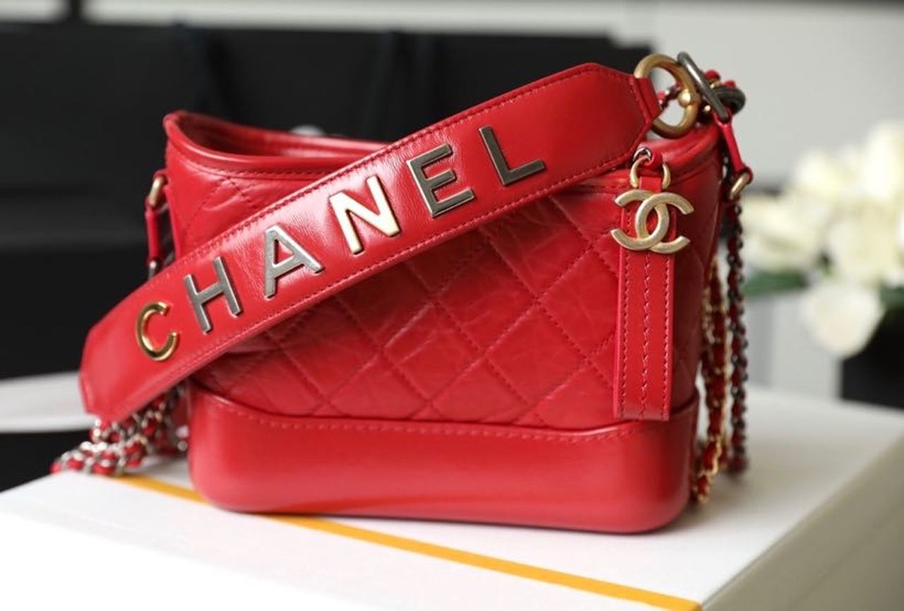 CHLGabrielle 7.8in 20cm A91810 Red Small Shoulder Bag