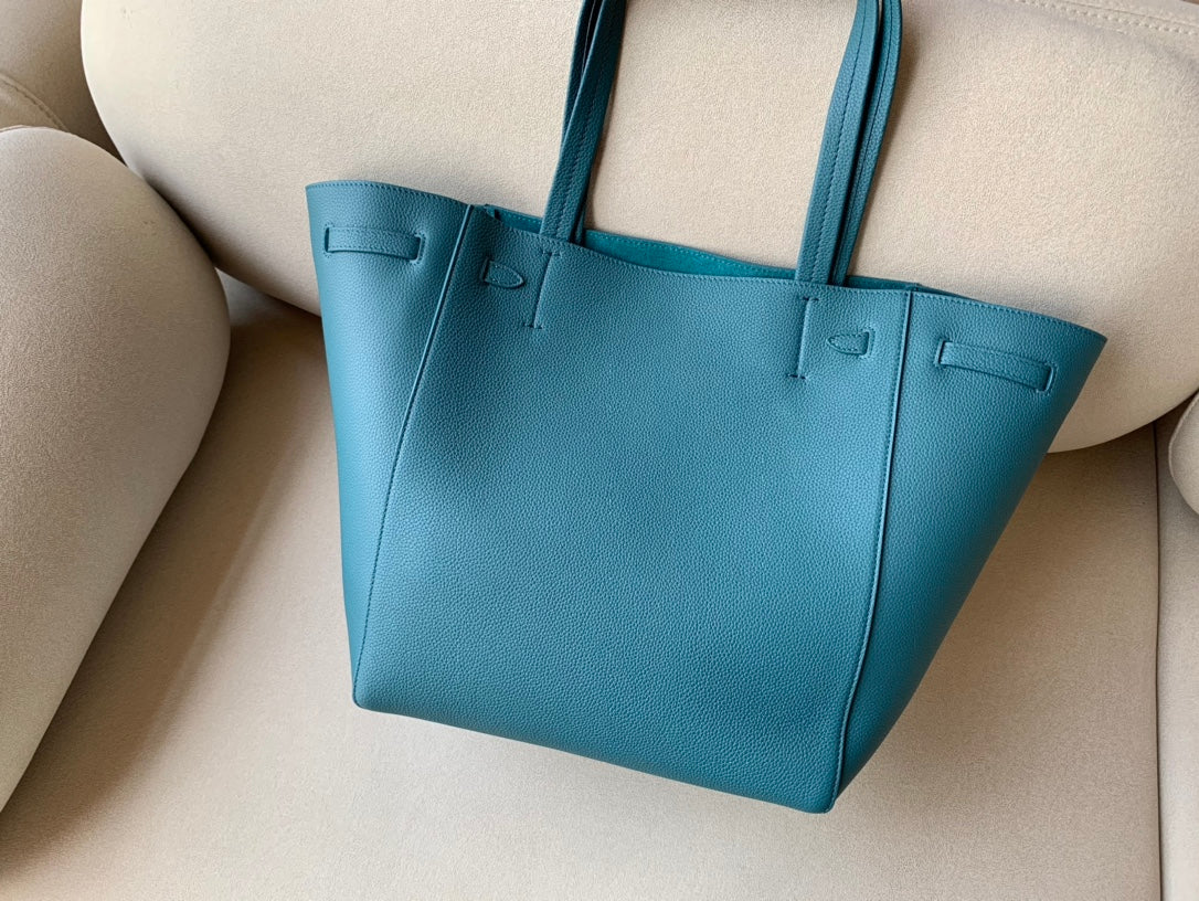 Top Quality Cabas Phantom In Soft Grained Green Small Travel Bag