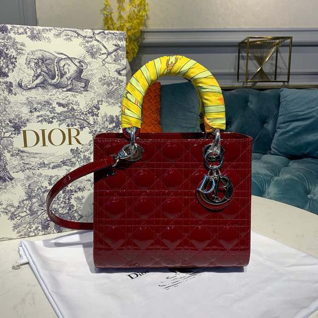 MeTop Qualityum Lady SiTop Qualityer Chain Handbag