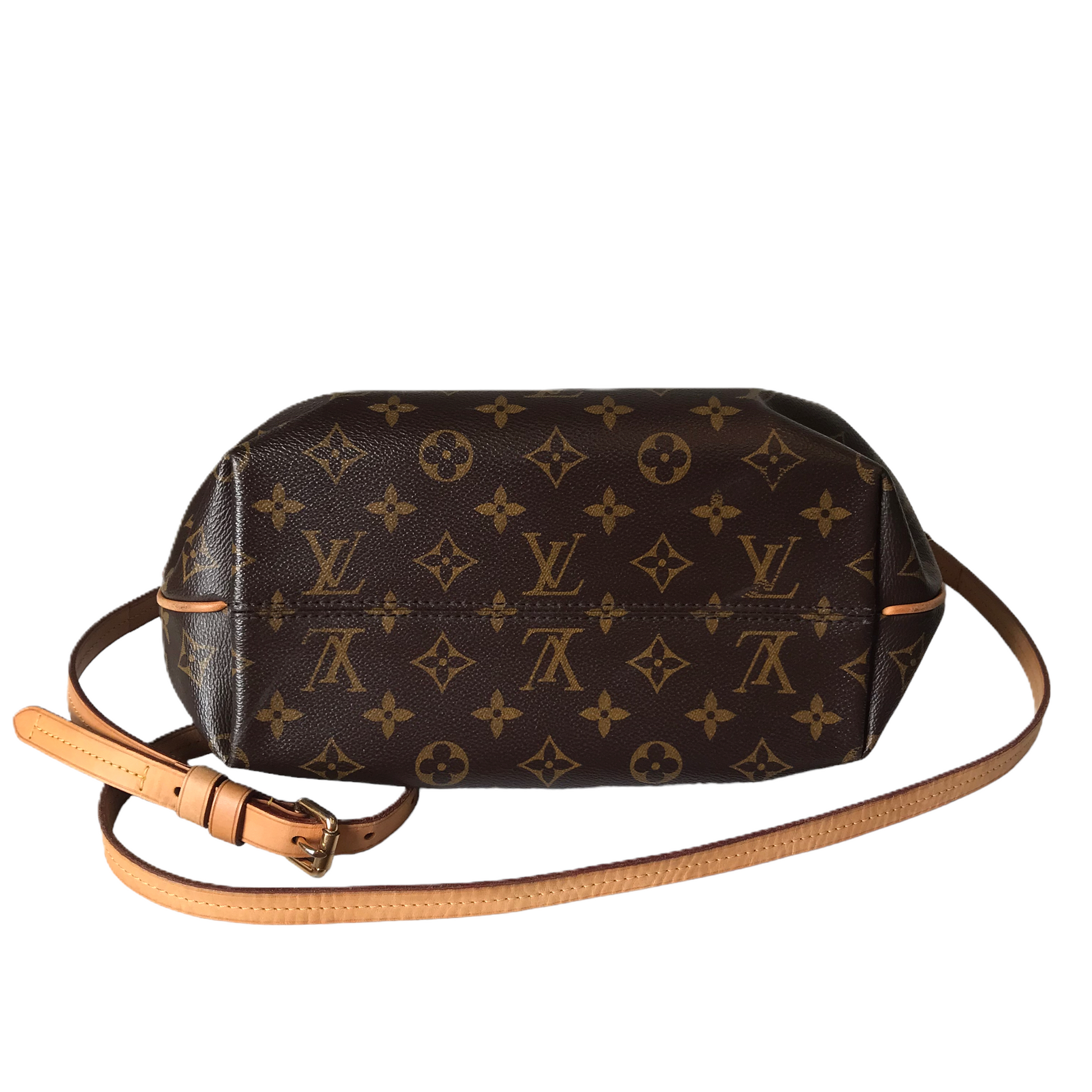 HandBag Luxury Designer By Louis Vuitton, Size: Medium