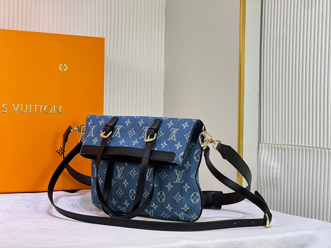 EN - Luxury LUV 764 Travel Bag
