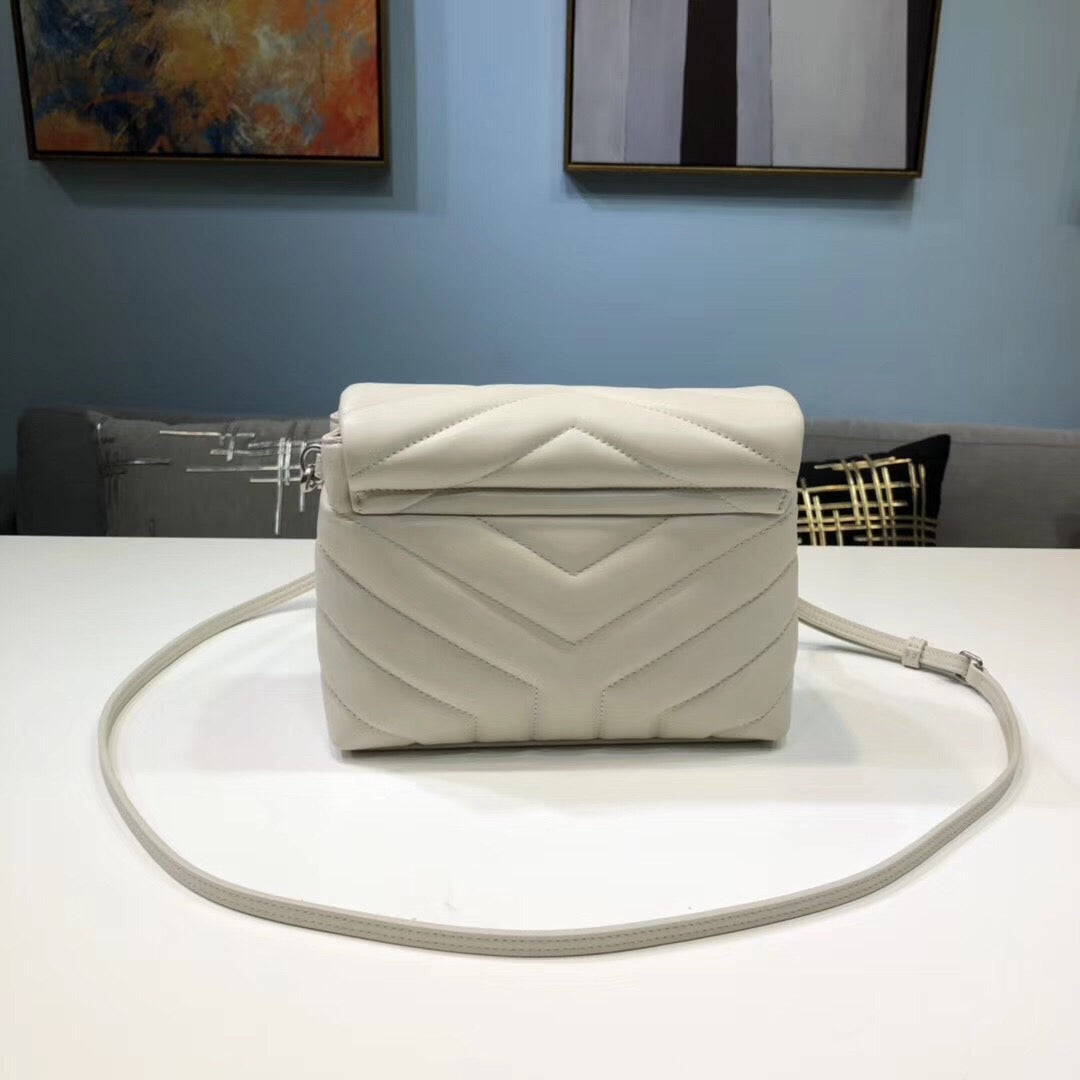 YSL Saint Laurent Loulou 7in 18cm White Mini Shoulder Bag 7In18Cm Ysl