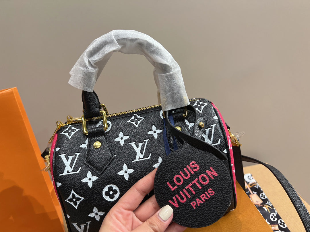 EN - Luxury LUV 732 Travel Bag