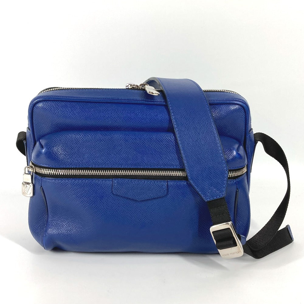 Louis Vuitton M33437 Taiga Outdoor messenger Leather Blue Crossbody Bag