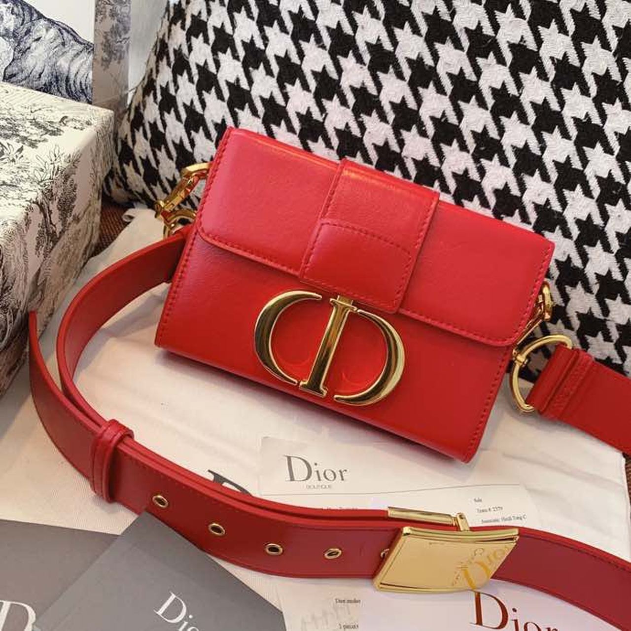 Montaigne Toned Hardware Cd Red Gold Mini Travel Bag
