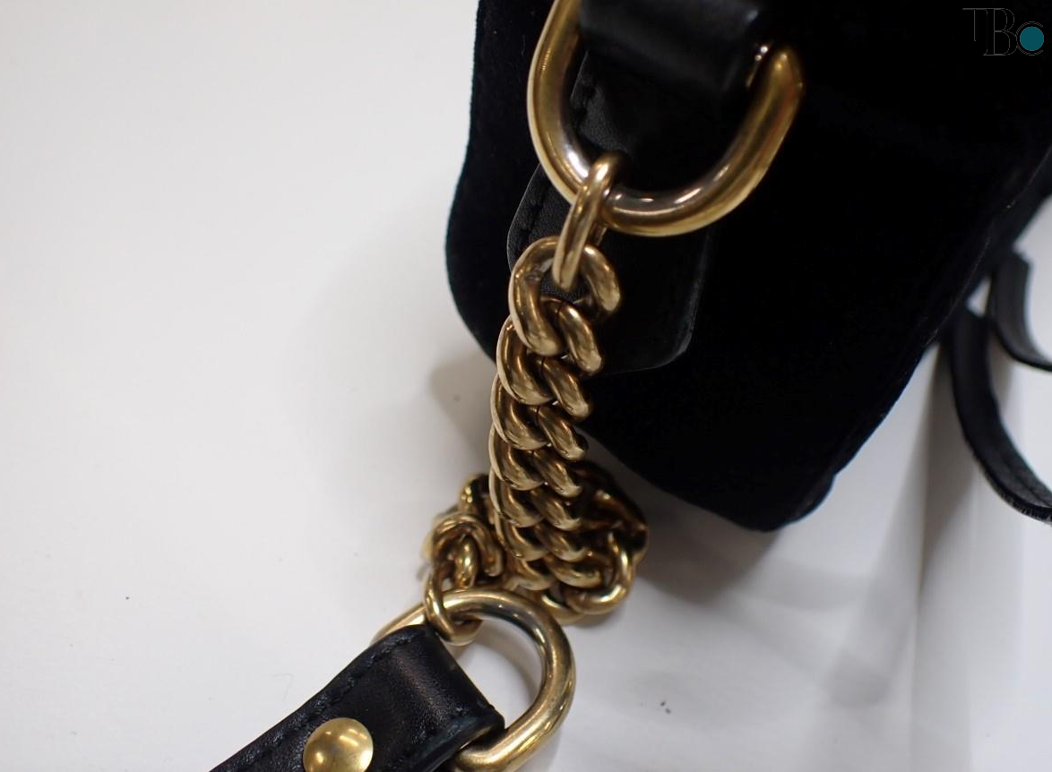 Gucci Gg Marmont Flap Bag Crystal Embellished Matelasse Velvet Black Velvet Shoulder Bag Bag