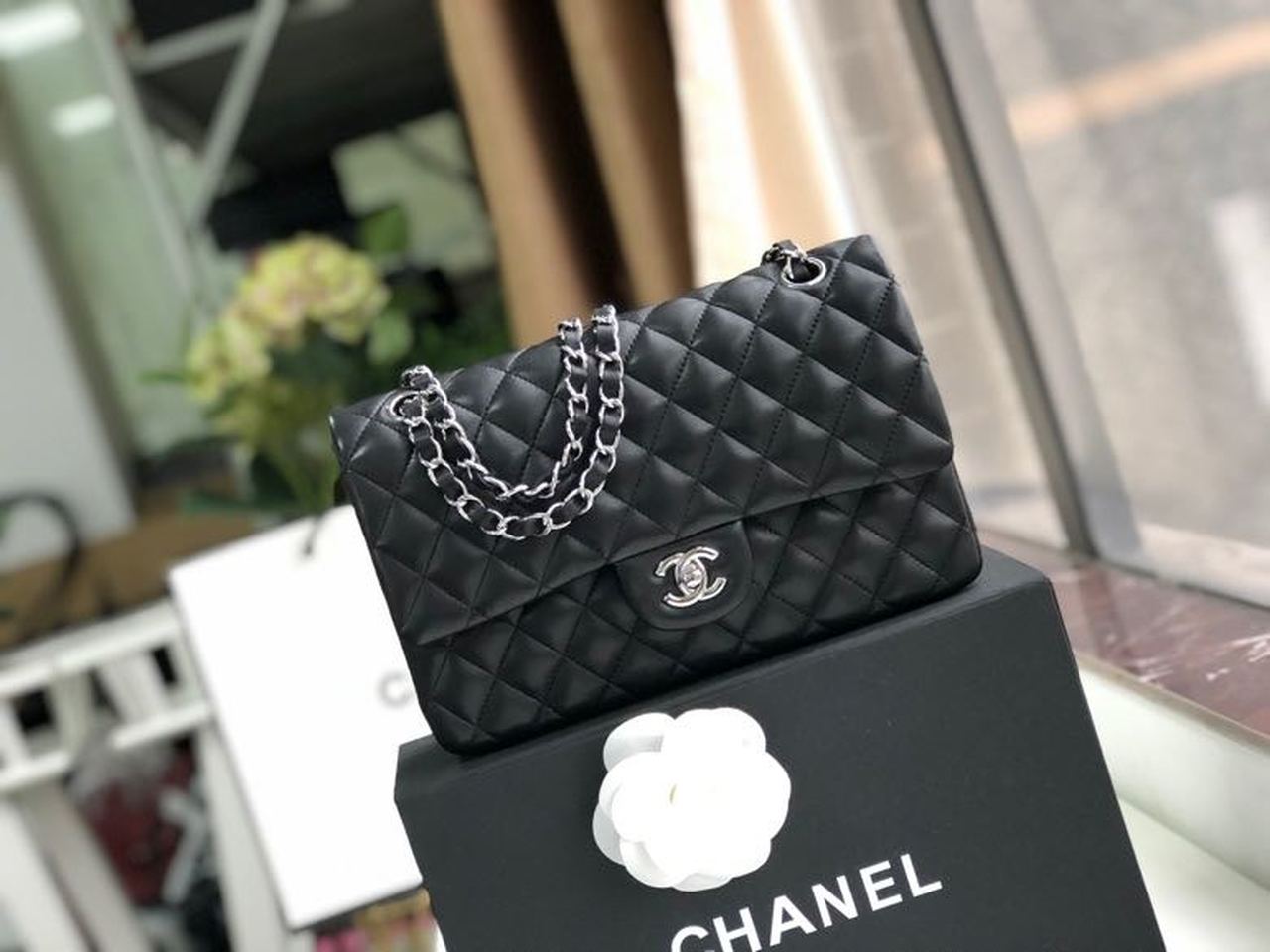 CHL Classic 9.9in 25.5cm A01112 Black Handbag