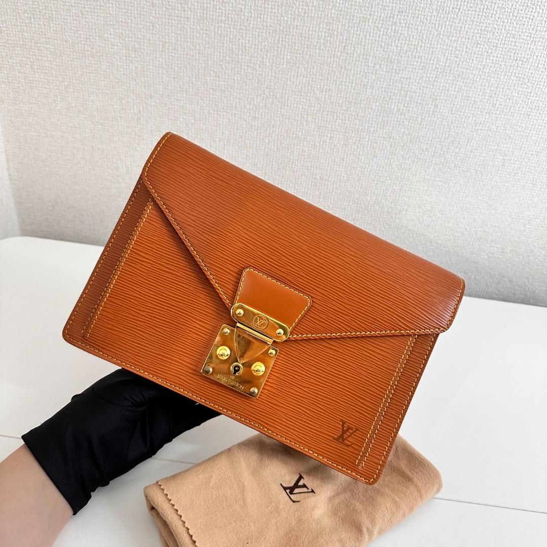 Louis Vuitton Epi Leather Sellier Dragonne   - Brown Clutches, Handbags MR2104202547222A
