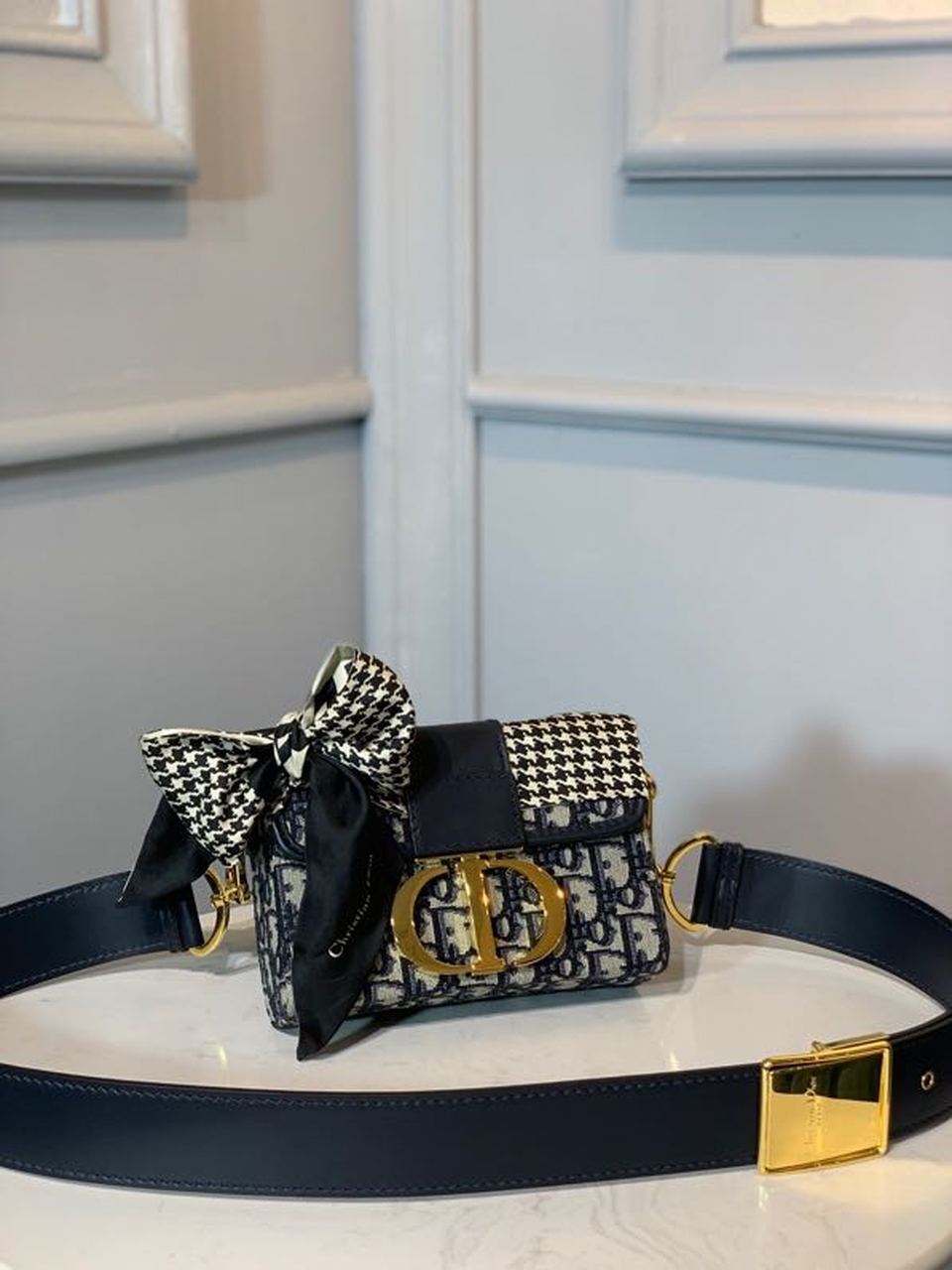 Fendi Montaigne Box Oblique Women17 Toned Blue Gold Travel Bag