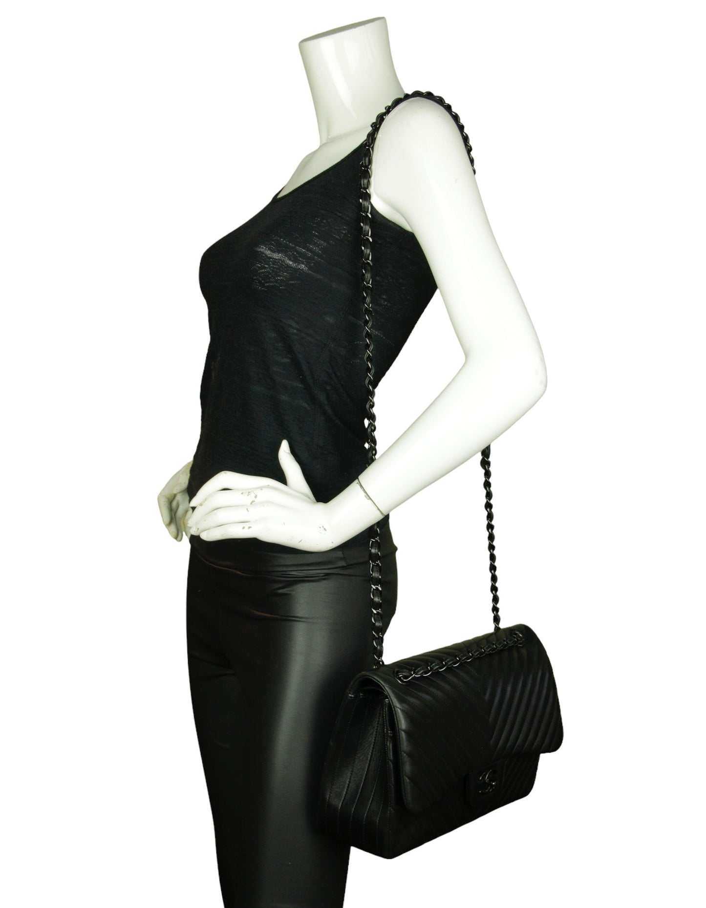 4CHANEL So Black Lambskin Chevron Quilted Double Flap Jumbo Flap Bag 100