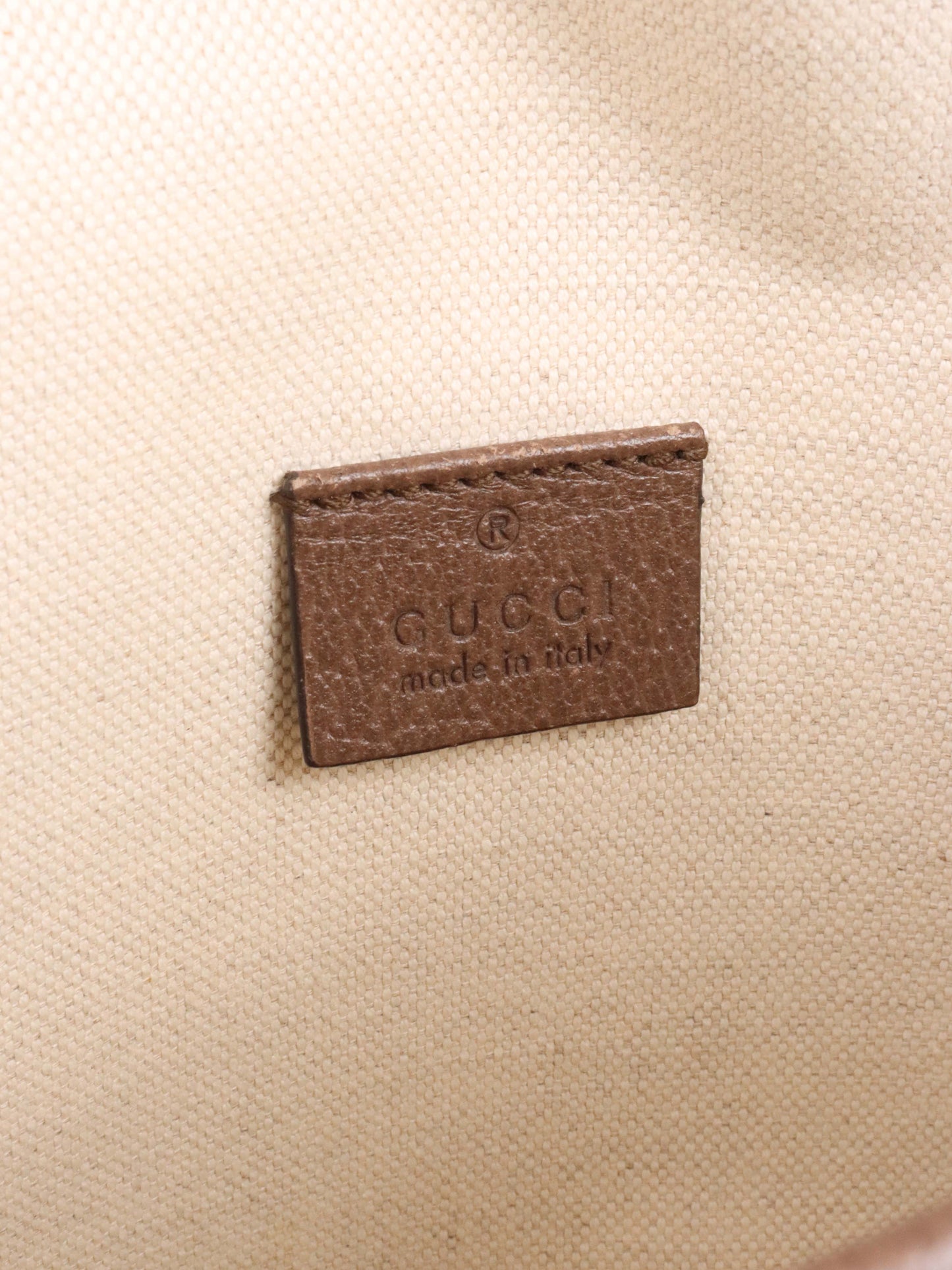 Gucci Neo GG Medium Messenger Bag