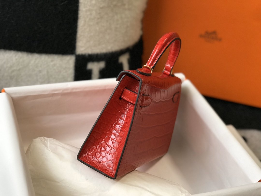 Top Quality Kelly Embossed Patent Sellier Bag Red Gold Shoulder Bag