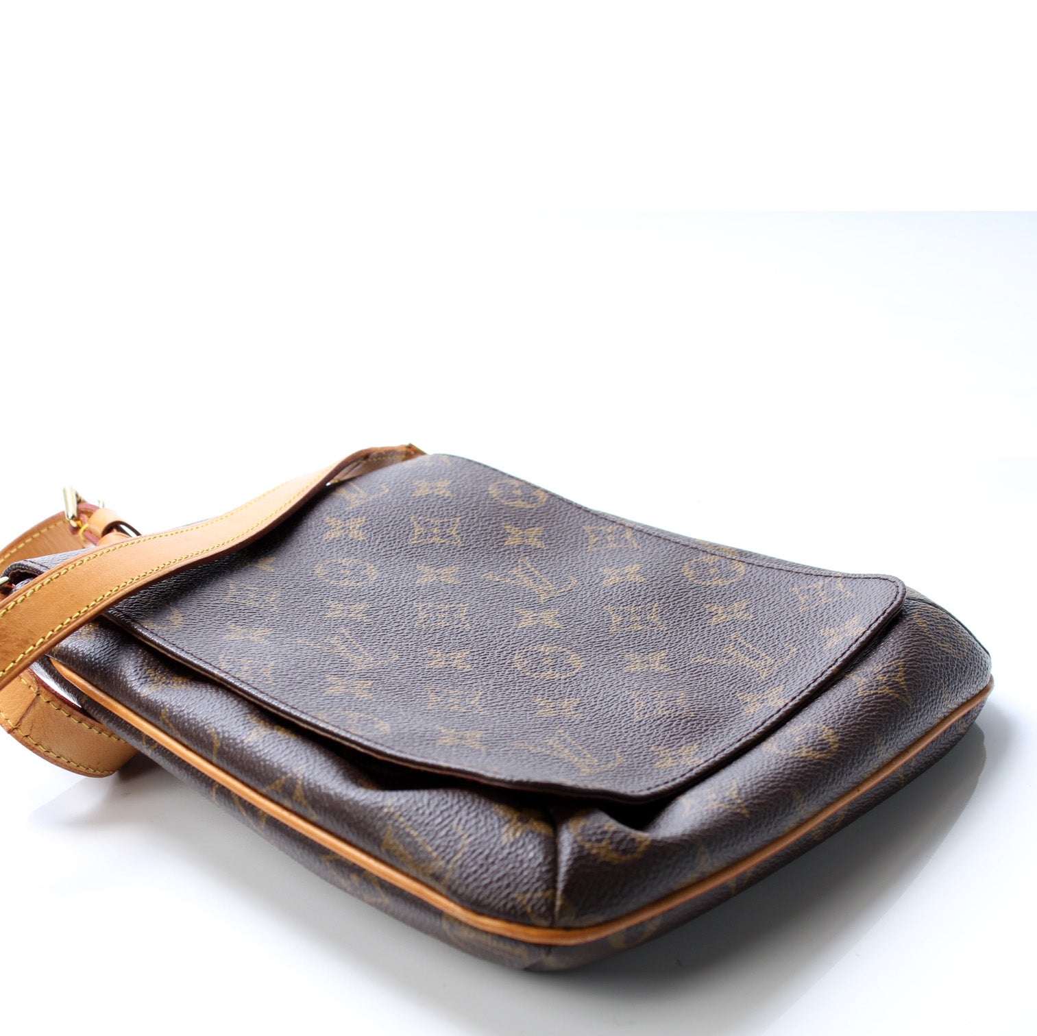 Louis Vuitton M tte Salsa Short Monogram Handbag