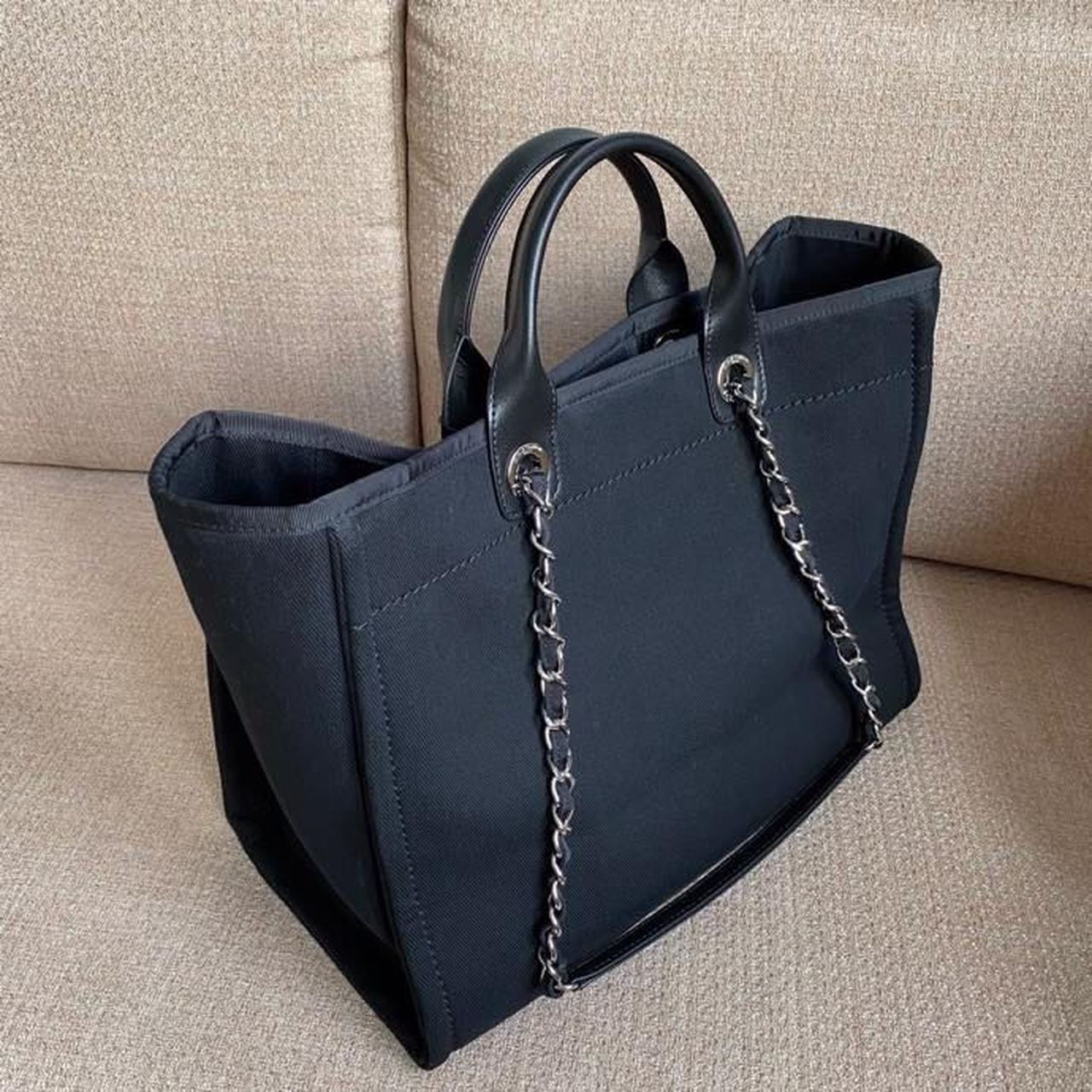 CHL Deauville Pearl , ’s Black Large Shoulder Bag