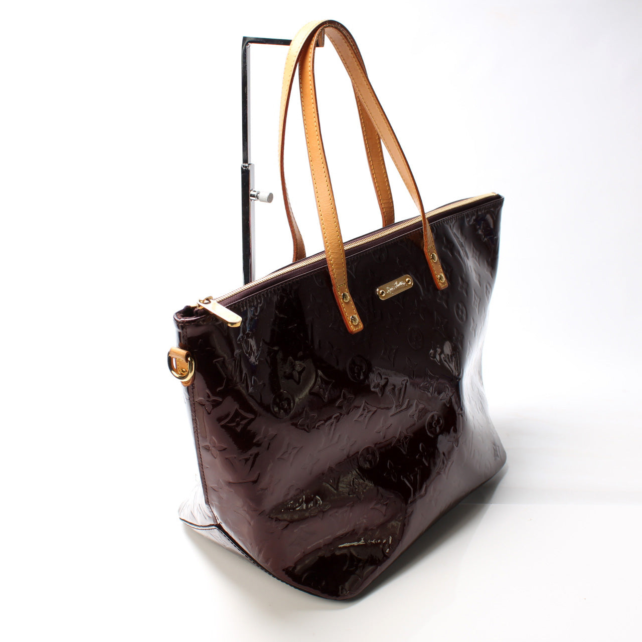 Louis Vuitton Bellevue GM Vernis Handbag