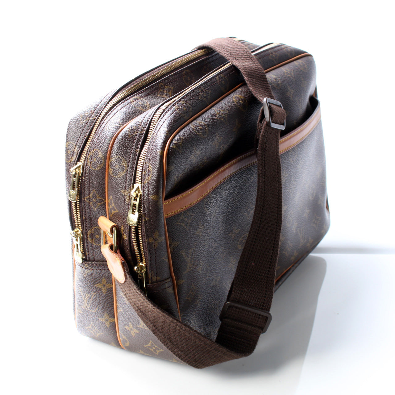 Louis Vuitton Reporter Monogram GM Handbag
