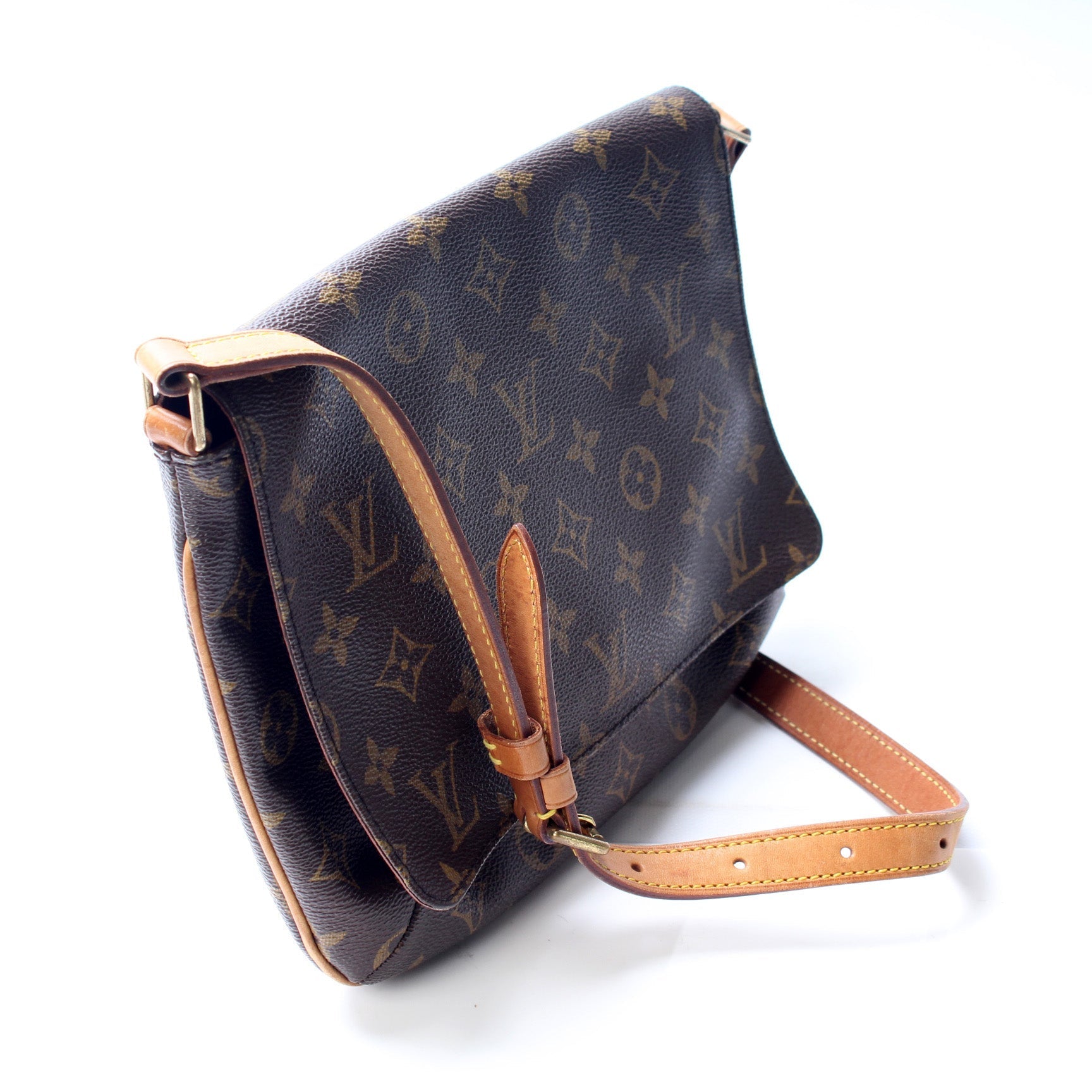 Louis Vuitton M tte Tango Short Monogram Handbag