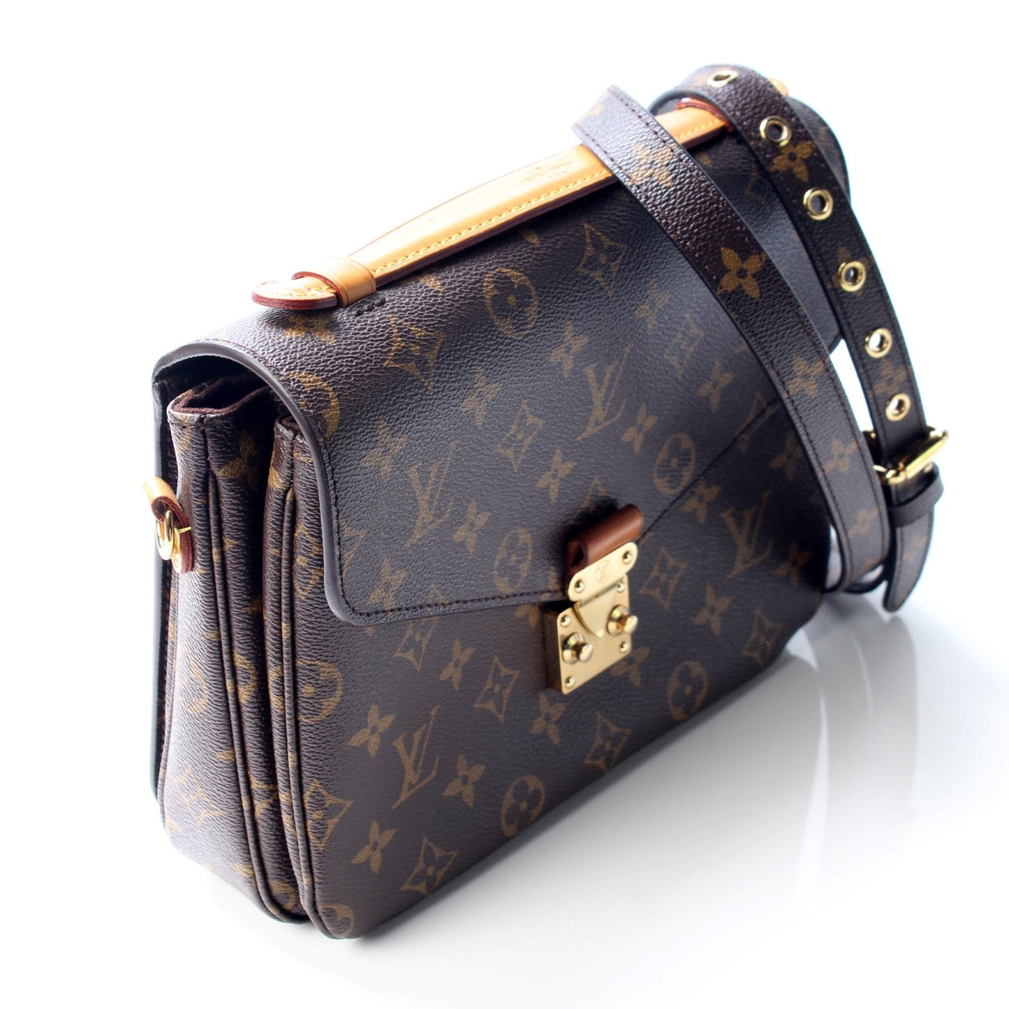 Louis Vuitton Pochette Metis Monogram Clutch Bag Monogram 11