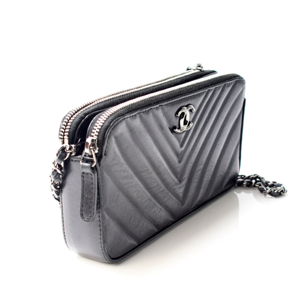 Chanel WOC CC Double Zip Clutch Bag