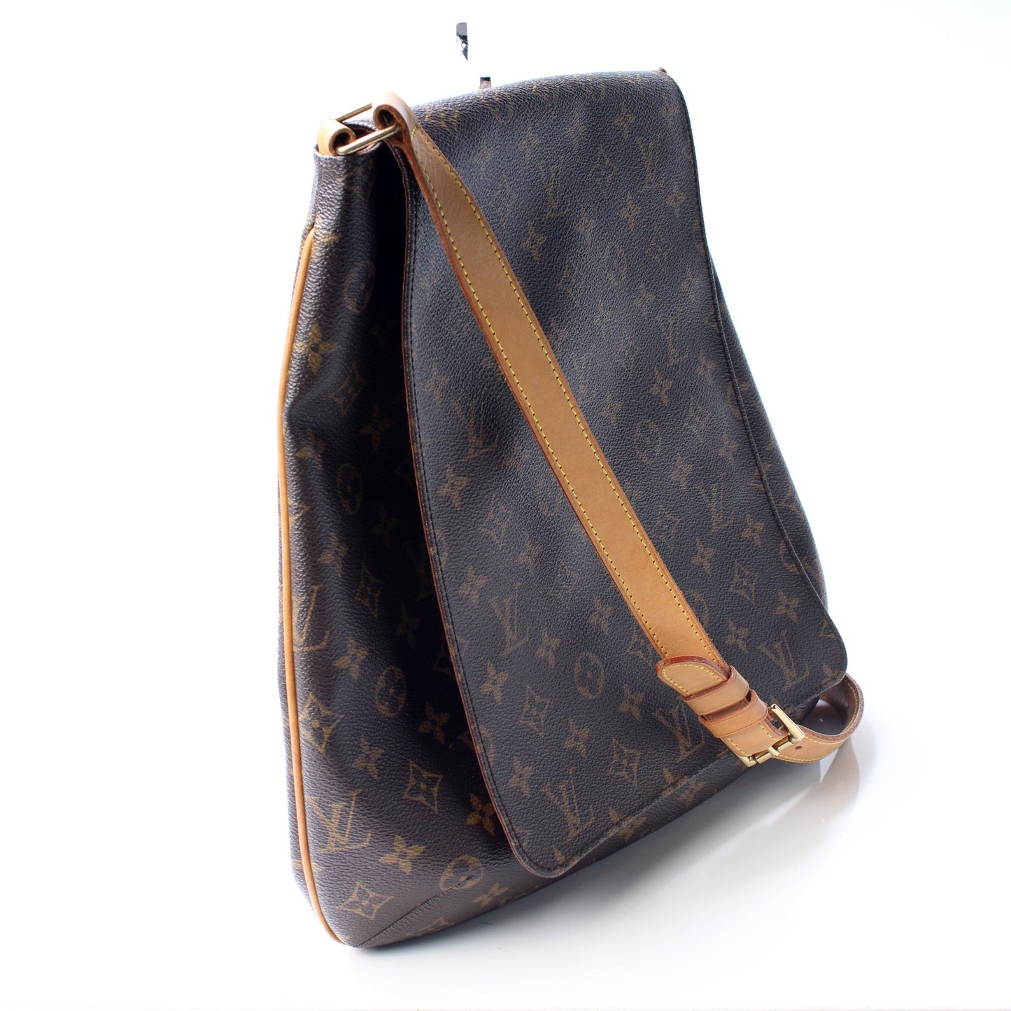 Louis Vuitton M tte Messenger Monogram Crossbody Bag Monogram 19