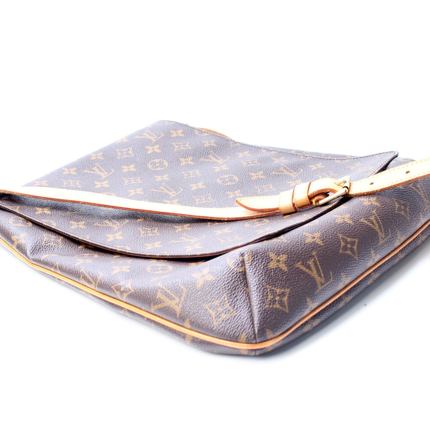 Louis Vuitton M tte Messenger Monogram Crossbody Bag Monogram 19