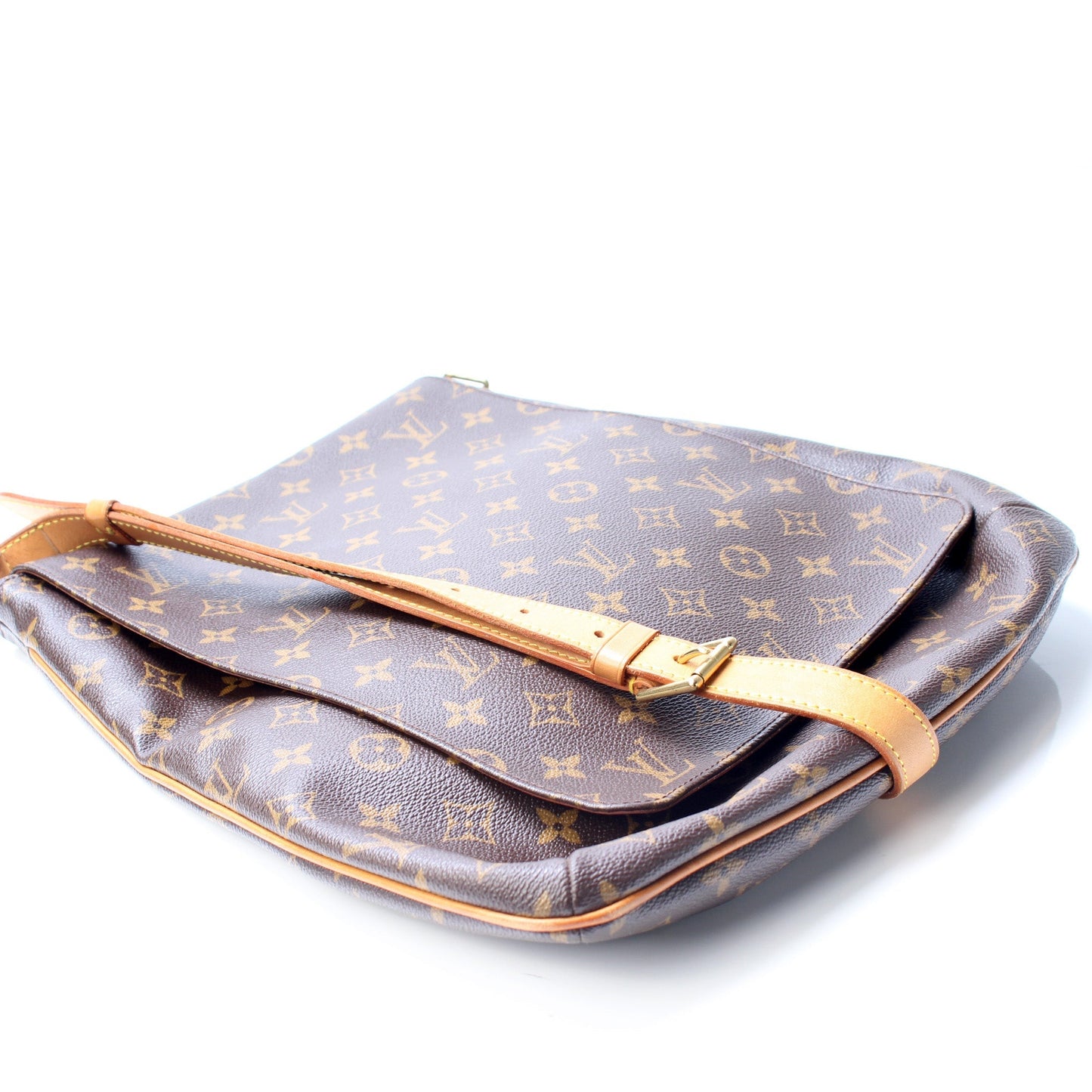 Louis Vuitton M tte Messenger Monogram Crossbody Bag Monogram 17