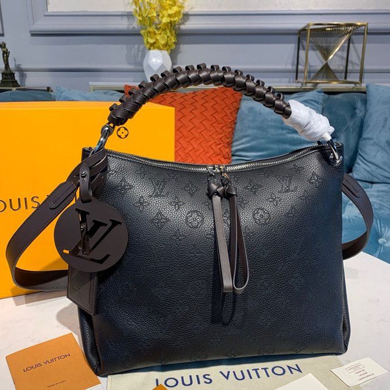 Top Quality Beaubourg Hobo Mm For Women Black Crossbody Bag